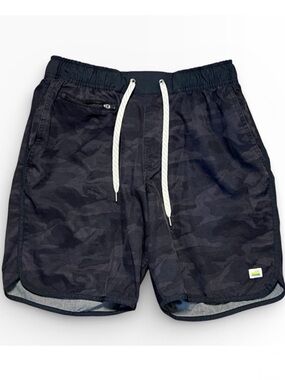 Vuori Banks Unlined men’s camo board shorts